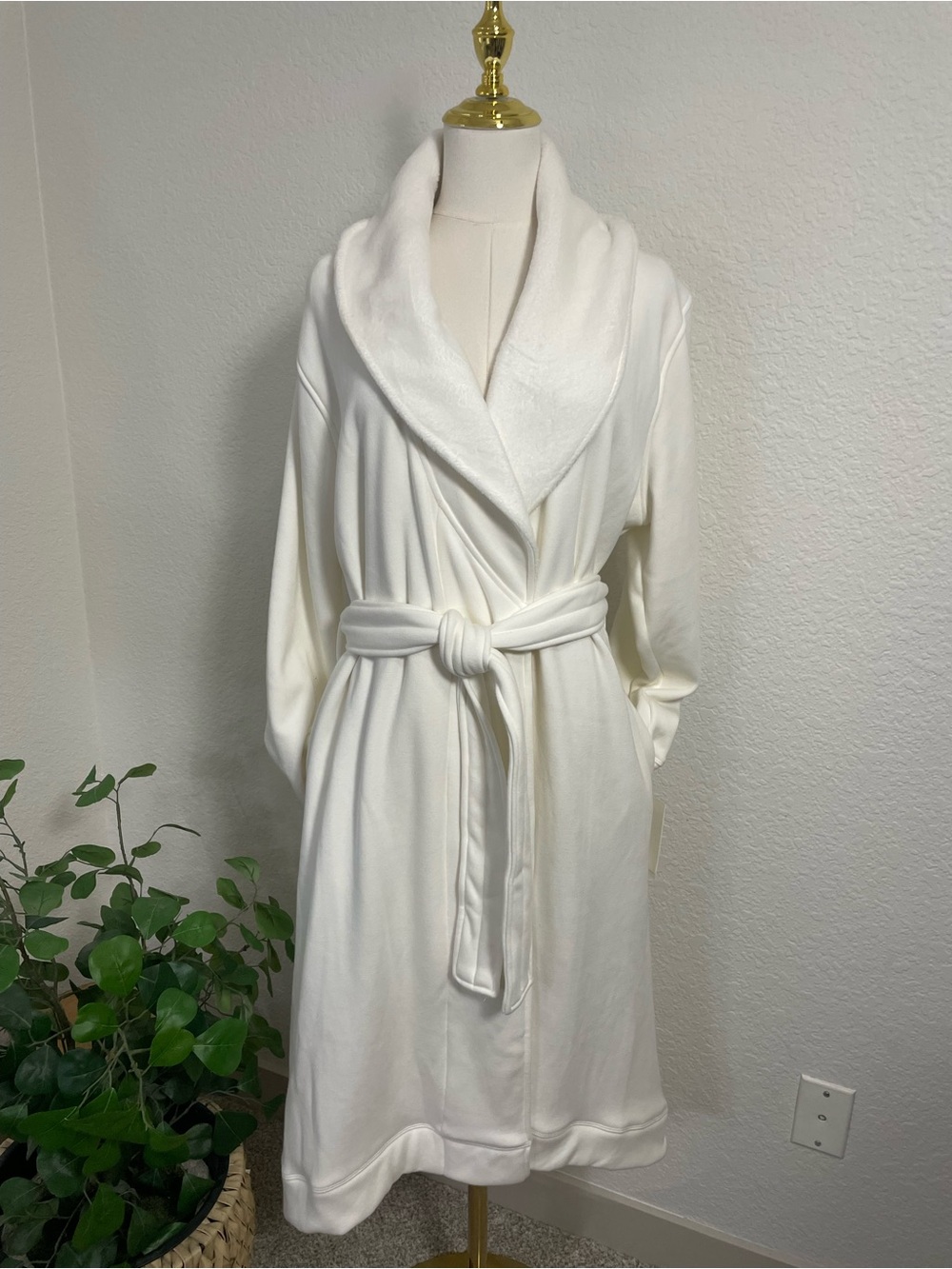 UGG Duffield Plush Robe Cream White Size XL NWT